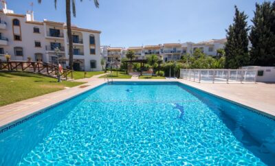 Modern and spacious 2 Bedroom Apartment with Sea Views in Riviera del Sol