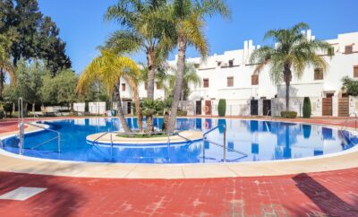 Two bedroom apartment in Navigolf walking distance to La Cala