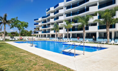 Modern 2 bed apartment in Jardines de Las Lagunas near Fuengirola