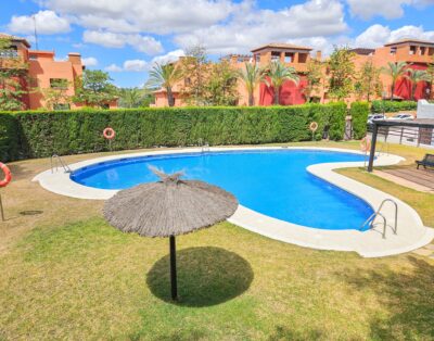 Three bedroom penthouse apartment in Casares Golf